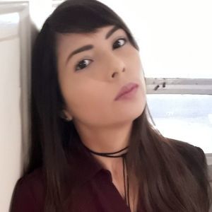 Meet your Posher, Ana